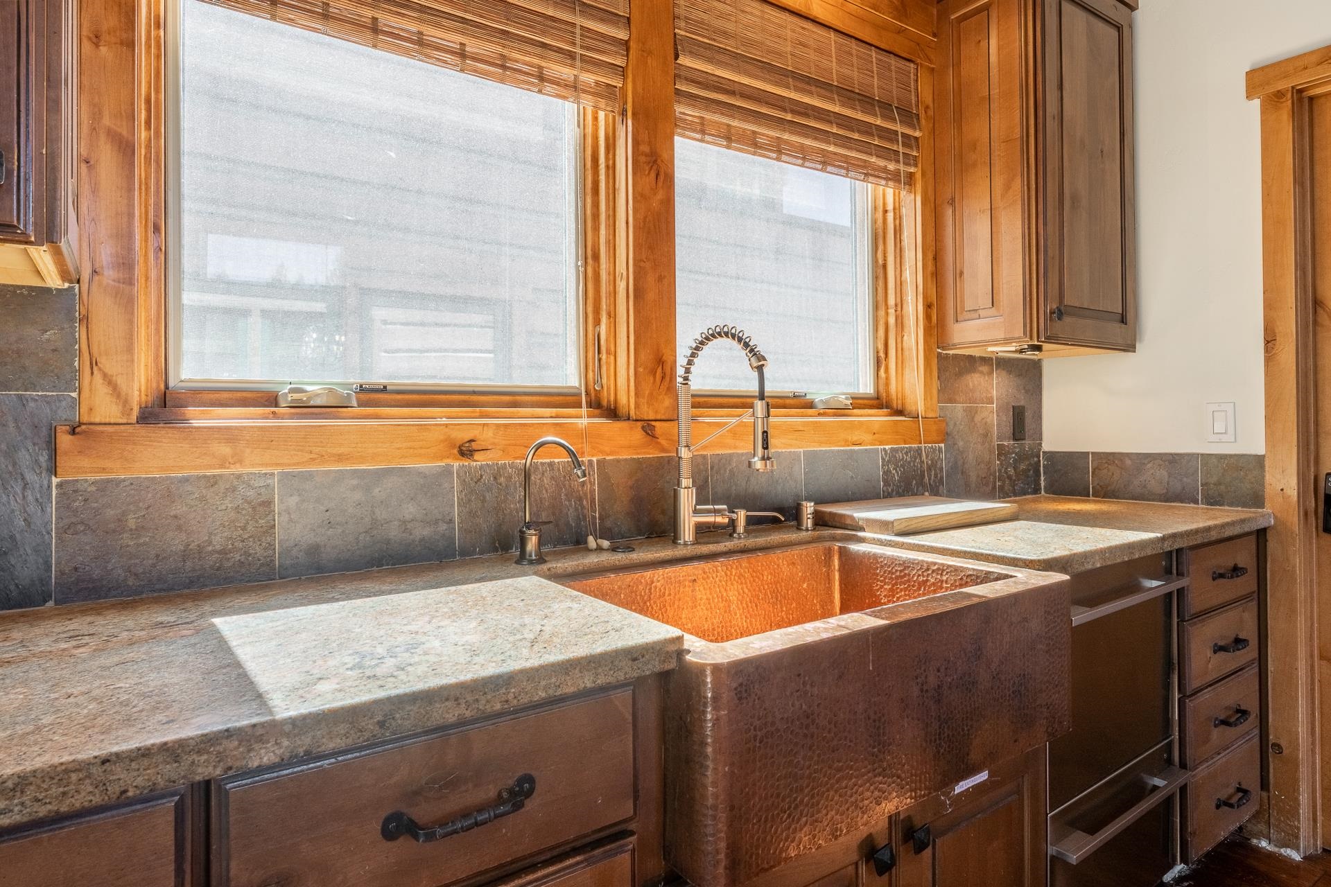 5808 Minaret Road, Unit 8 Mammoth Lakes, CA 93546 - Photo 13 of 57