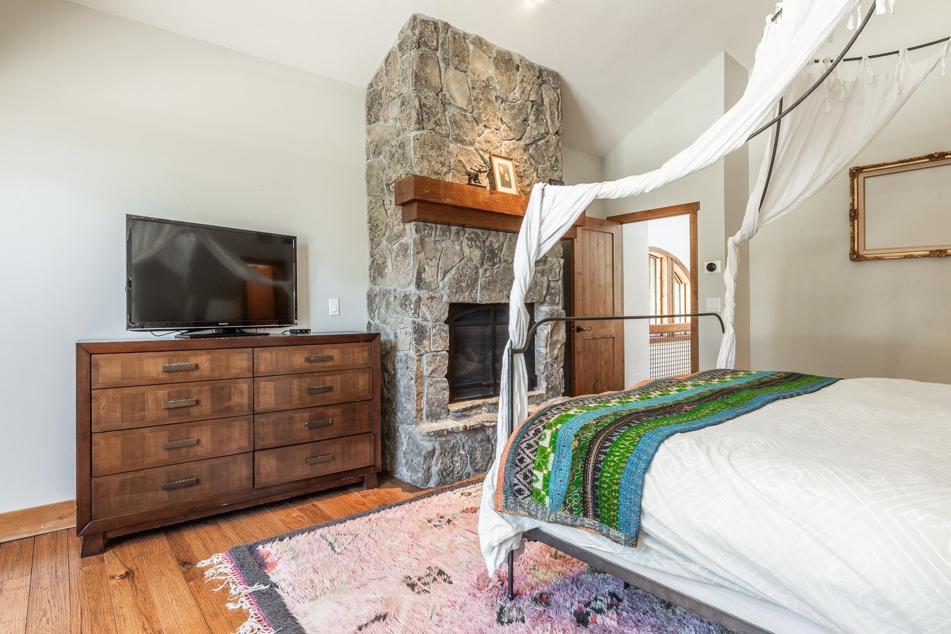 5808 Minaret Road, Unit 8 Mammoth Lakes, CA 93546 - Photo 18 of 57