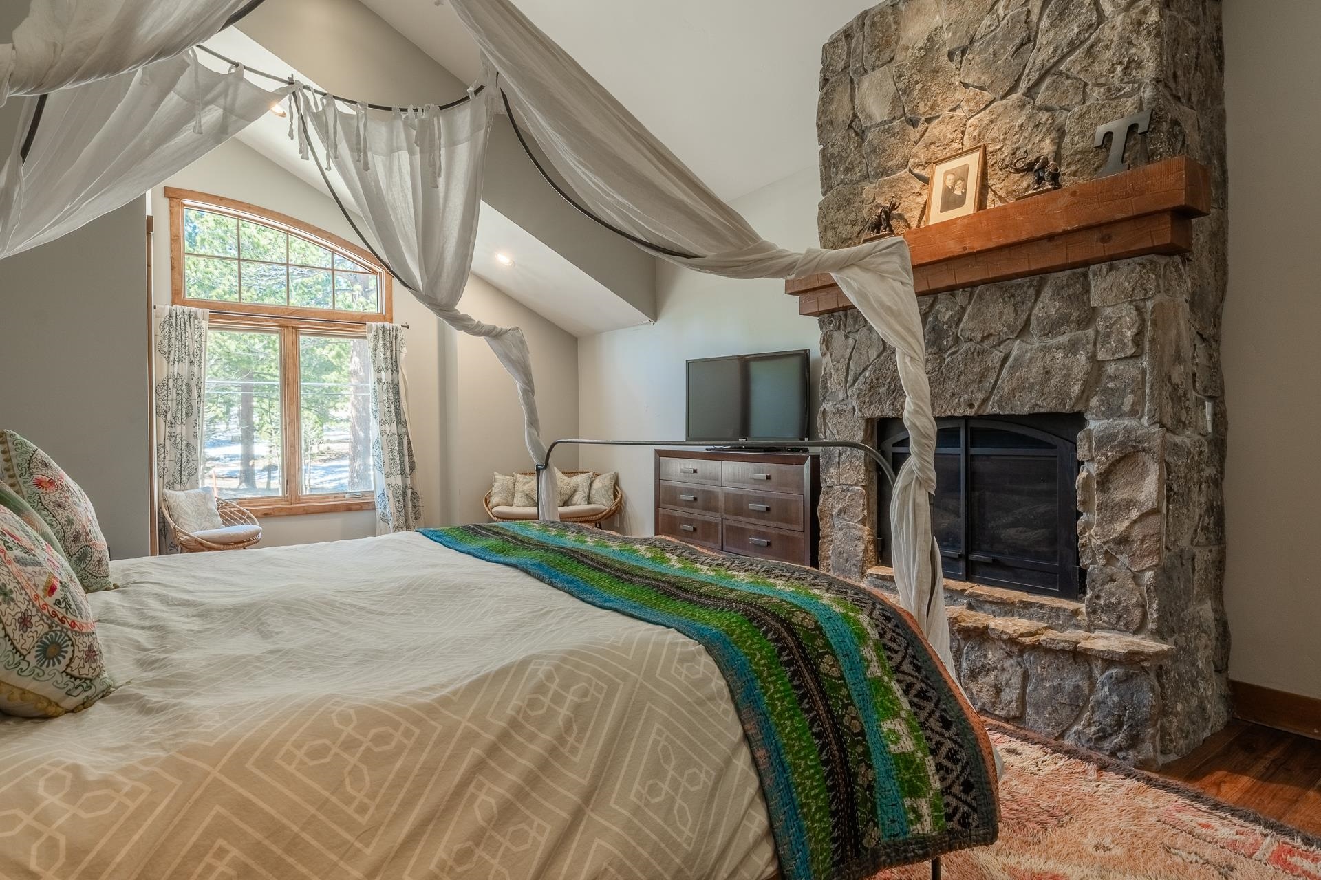 5808 Minaret Road, Unit 8 Mammoth Lakes, CA 93546 - Photo 21 of 57