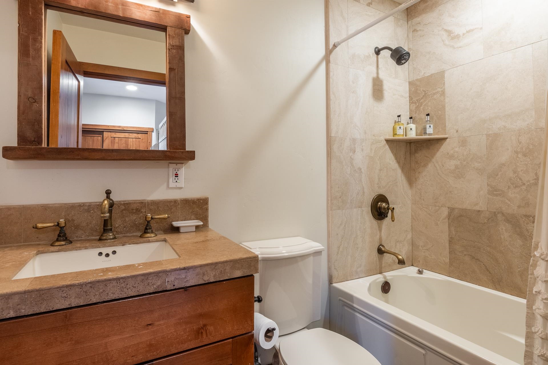 5808 Minaret Road, Unit 8 Mammoth Lakes, CA 93546 - Photo 36 of 57