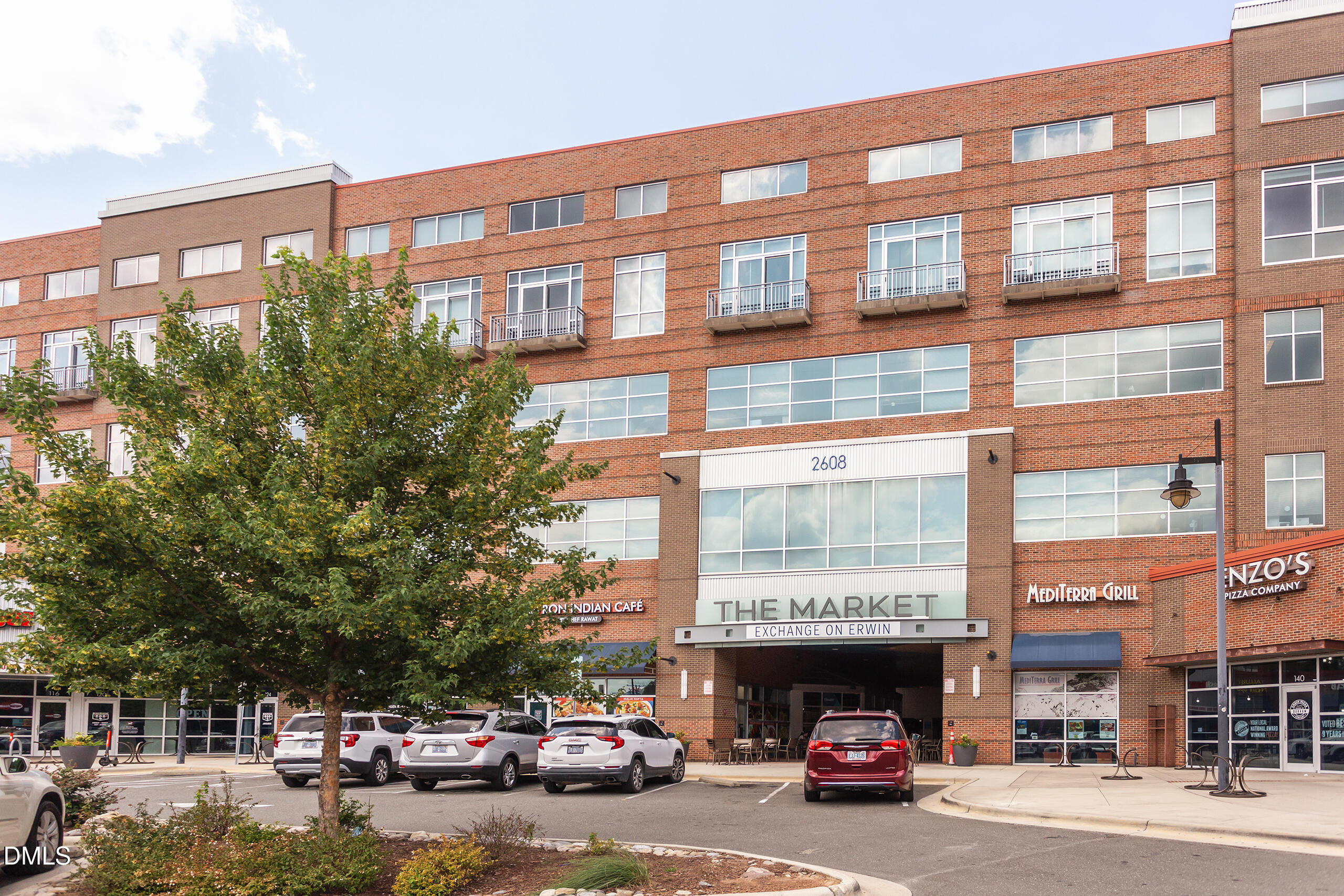 a car parked in front of a building