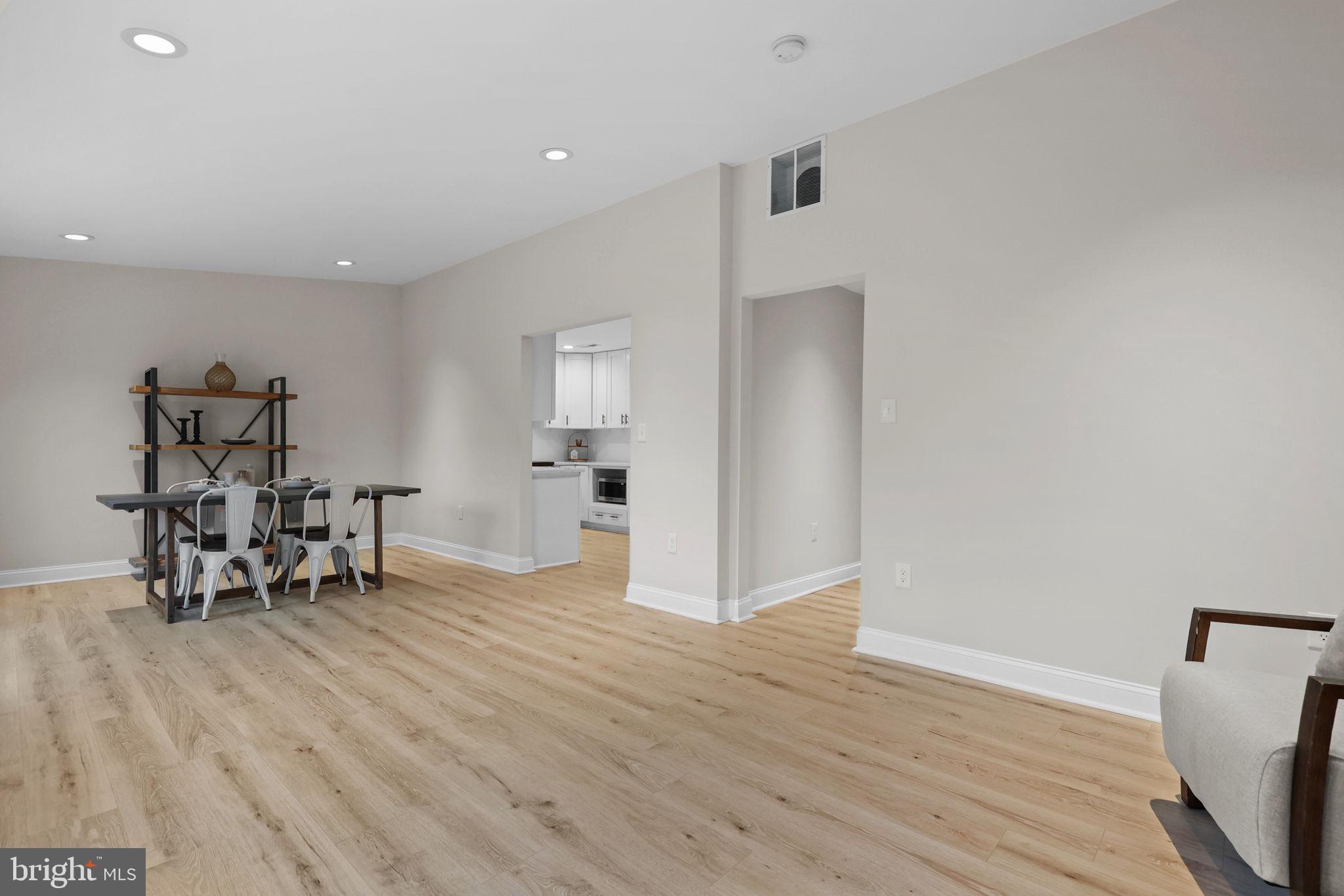 43 Mayflower Road Levittown, PA 19056 - Photo 16 of 38 Gallery Image 16