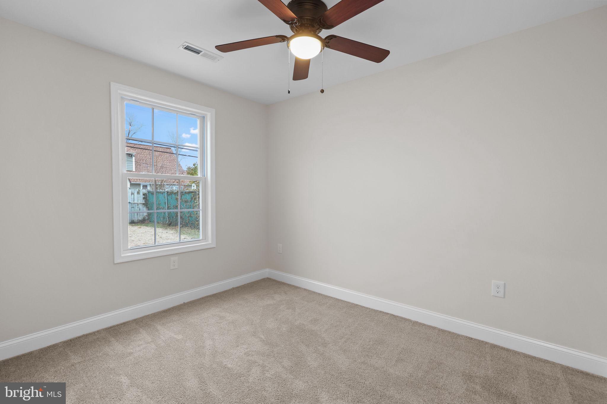 43 Mayflower Road Levittown, PA 19056 - Photo 19 of 38 Gallery Image 19