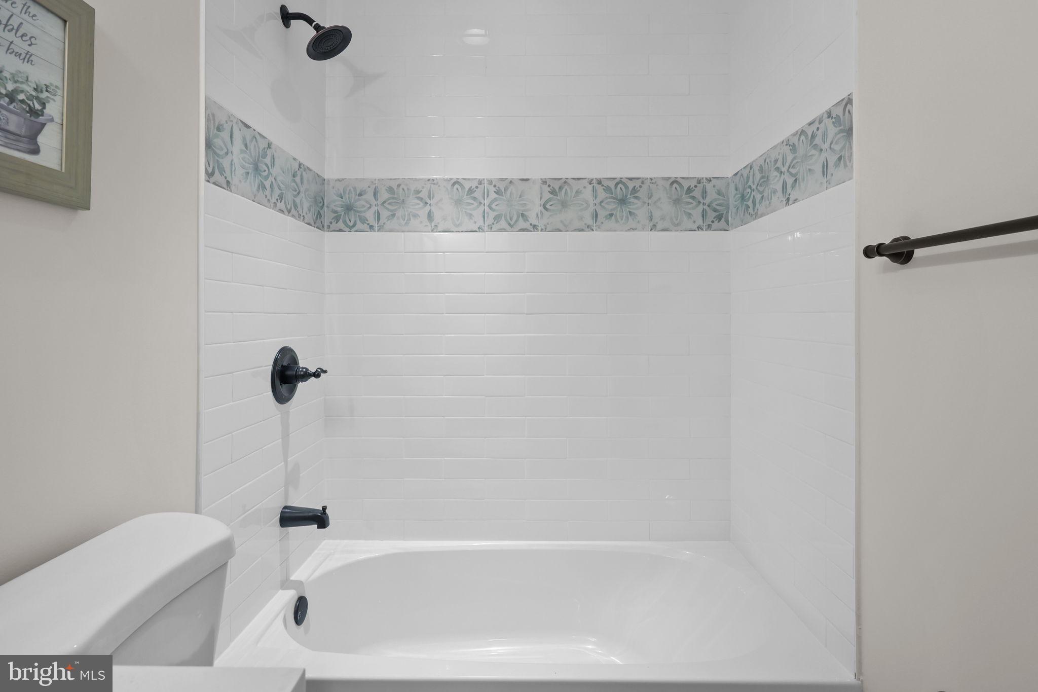 43 Mayflower Road Levittown, PA 19056 - Photo 20 of 38 Gallery Image 20