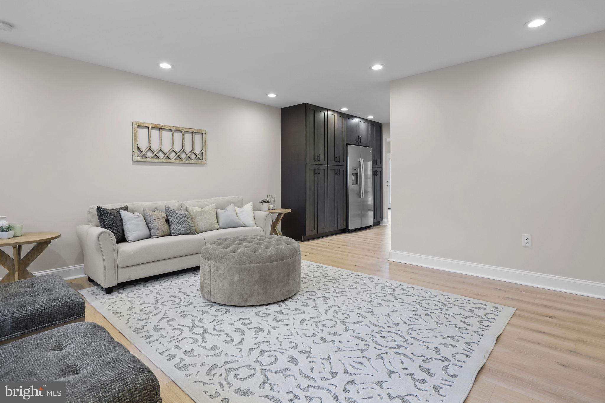 43 Mayflower Road Levittown, PA 19056 - Photo 5 of 38 Gallery Image 5