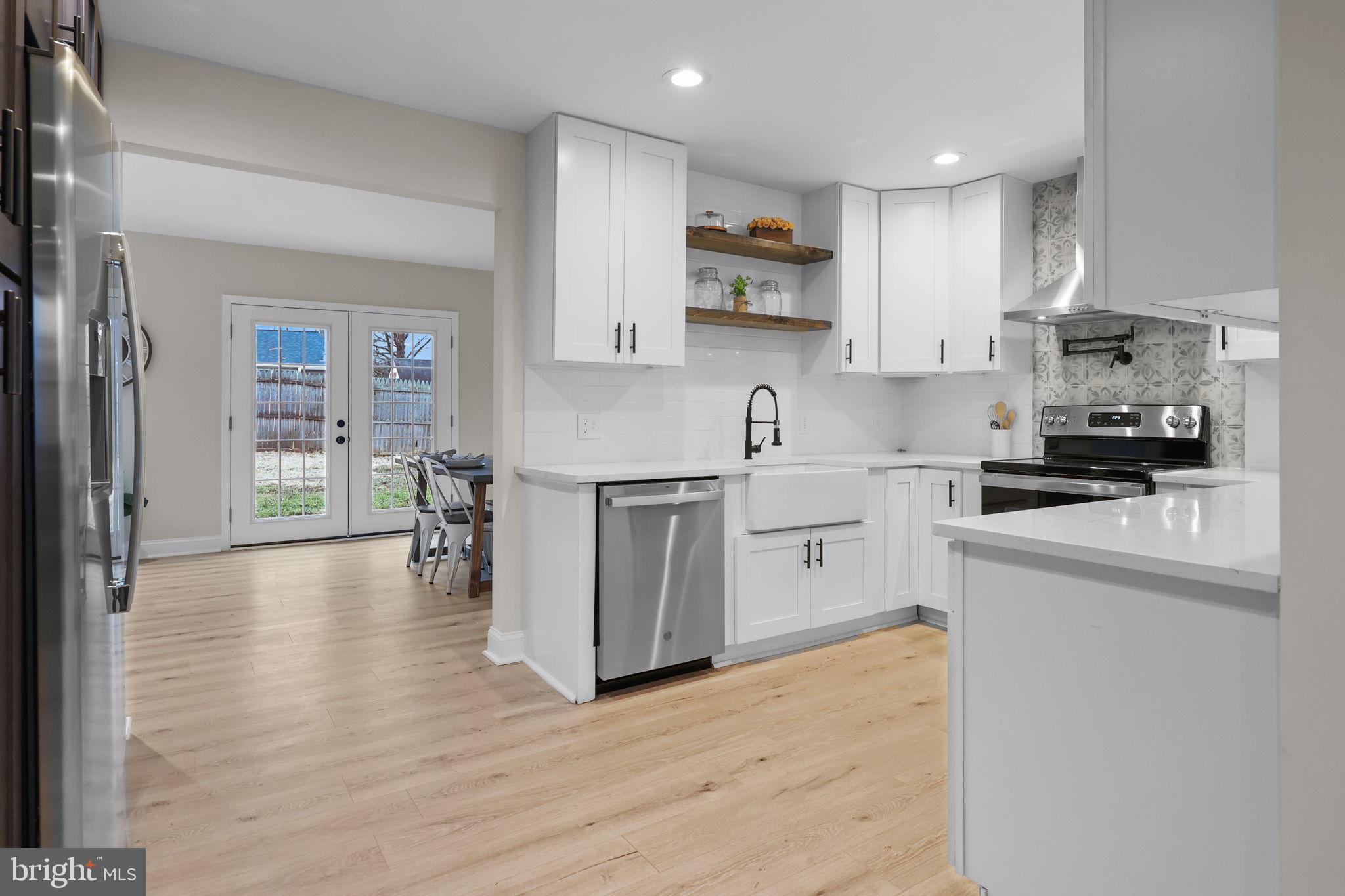 43 Mayflower Road Levittown, PA 19056 - Photo 8 of 38 Gallery Image 8