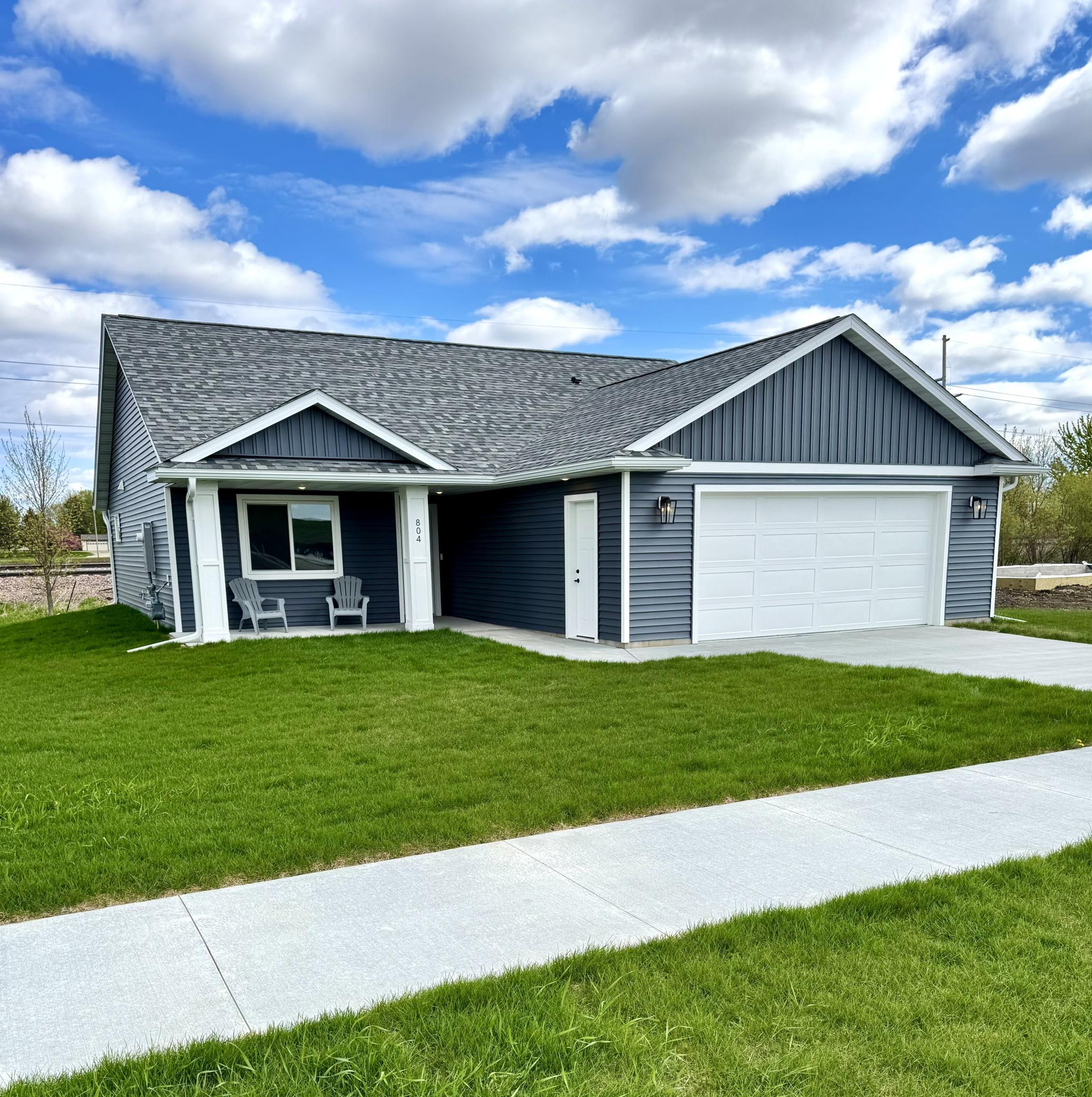 804 2nd Street Southeast Dodge Center, MN 55927 - Photo 1 of 44