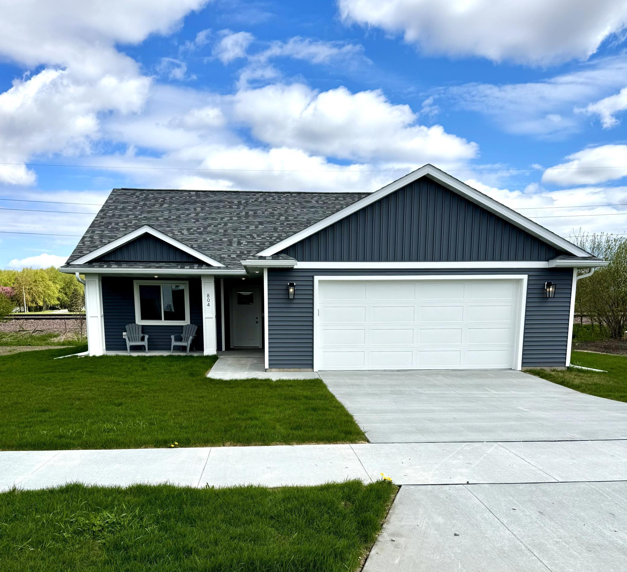804 2nd Street Southeast Dodge Center, MN 55927 - Photo 2 of 44