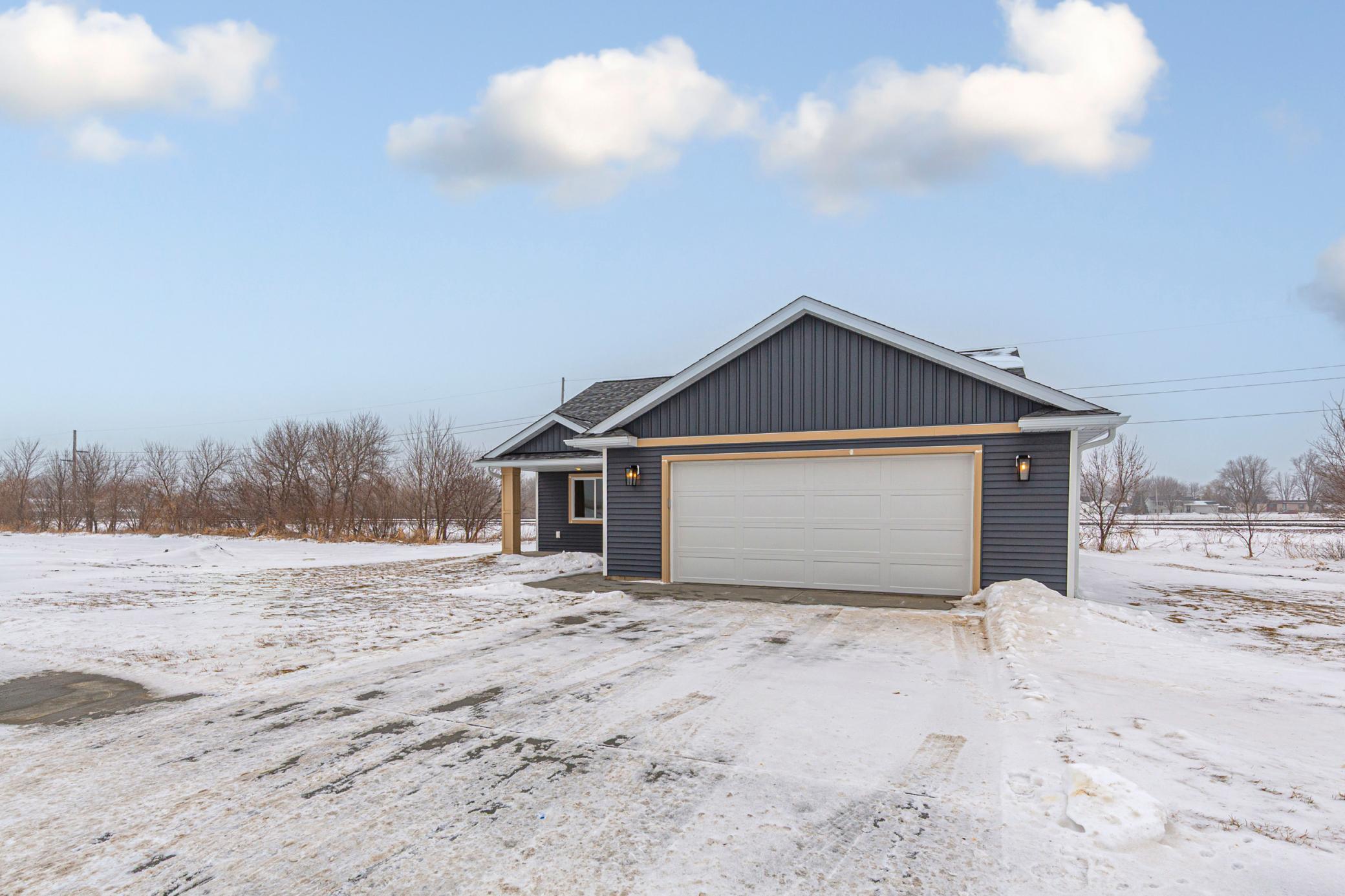 804 2nd Street Southeast Dodge Center, MN 55927 - Photo 6 of 44