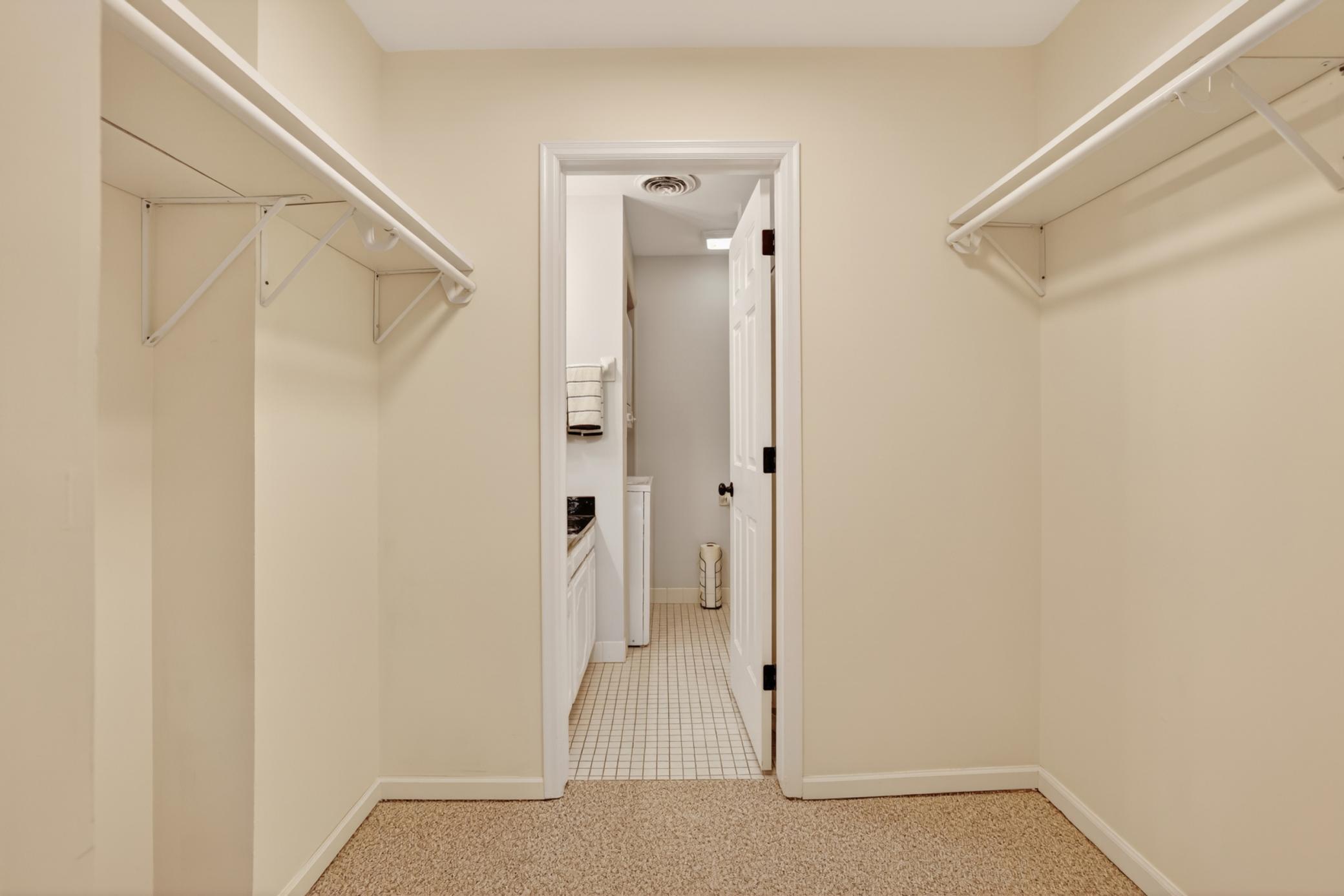 2055 Carriage Drive Southwest, Unit 2055H Rochester, MN 55902 - Photo 21 of 45