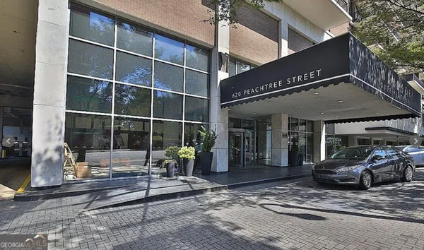 $2,000 | 620 Peachtree Street Northeast, Unit 1211, Atlanta, GA 30308