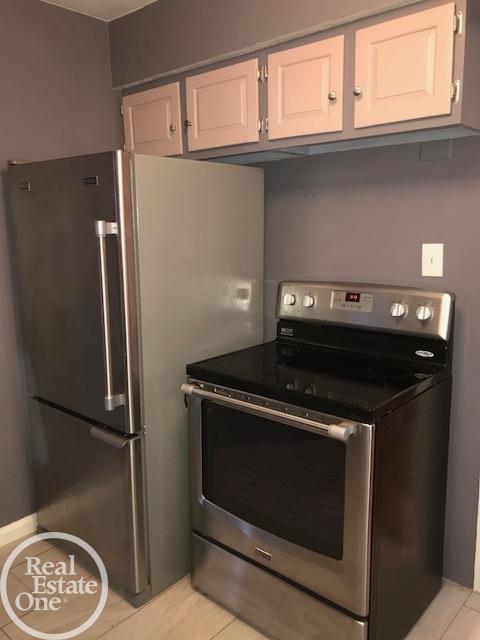1824 Roslyn Road Grosse Pointe, MI 48236 - Photo 21 of 28 31344733-20.JPG