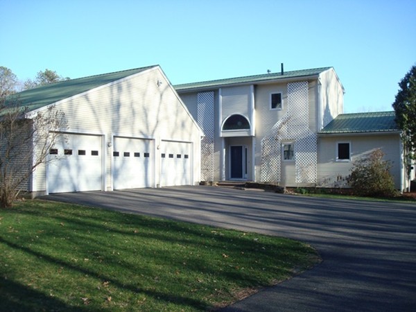 77 Greenfield Road Montague, MA 01351 - Photo 6 of 30 Gallery Image 6