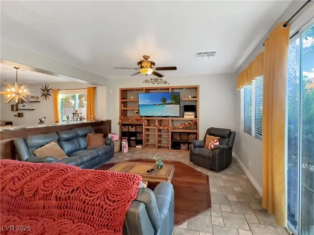 $2,995 | 211 Belle Isle Court, Henderson, NV 89012