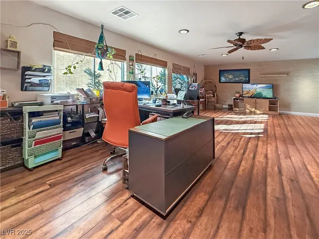 $2,995 | 211 Belle Isle Court, Henderson, NV 89012