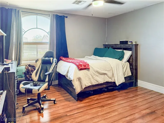 $2,995 | 211 Belle Isle Court, Henderson, NV 89012