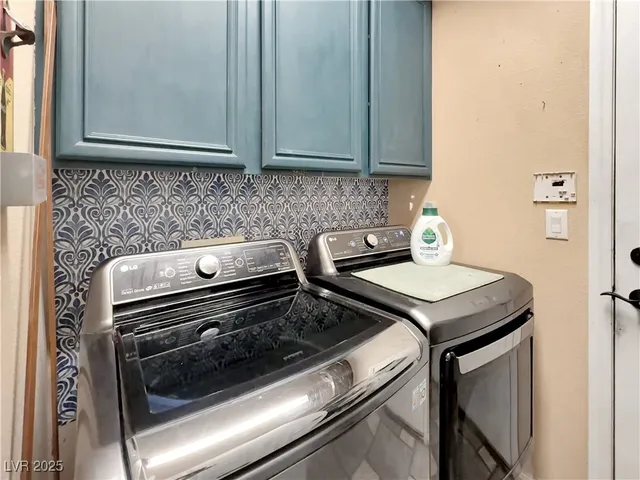 $2,995 | 211 Belle Isle Court, Henderson, NV 89012