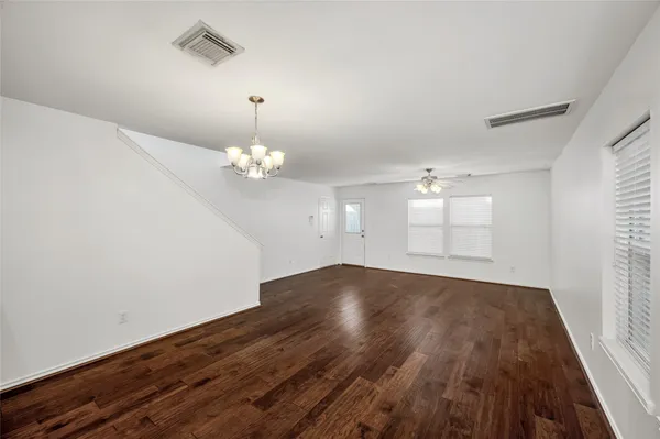 $2,150 | 1719 Redwing Bluff Drive, Houston, TX 77009