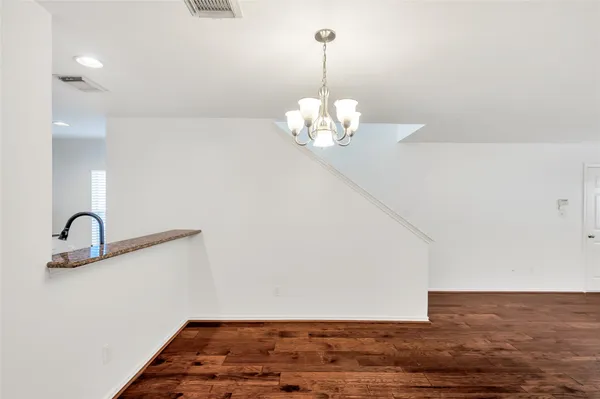 $2,150 | 1719 Redwing Bluff Drive, Houston, TX 77009