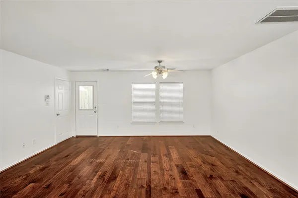 $2,150 | 1719 Redwing Bluff Drive, Houston, TX 77009