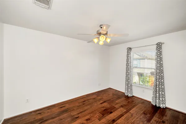 $2,150 | 1719 Redwing Bluff Drive, Houston, TX 77009