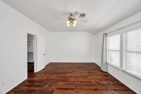 $2,150 | 1719 Redwing Bluff Drive, Houston, TX 77009