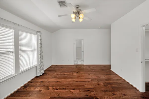 $2,150 | 1719 Redwing Bluff Drive, Houston, TX 77009