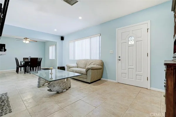 $1,199,000 | 6648 Gaviota Avenue, Lake Balboa, CA 91406