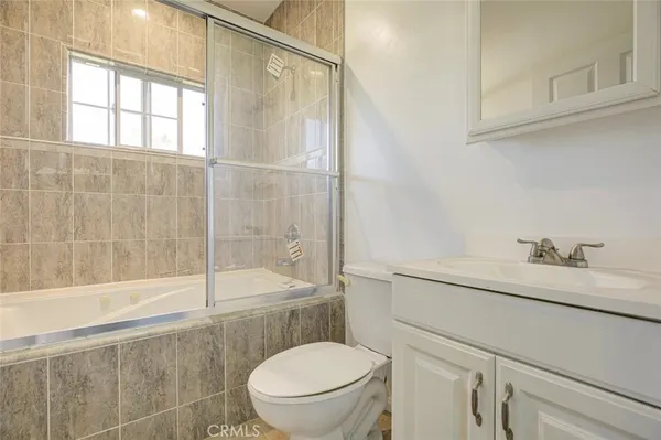 $1,199,000 | 6648 Gaviota Avenue, Lake Balboa, CA 91406