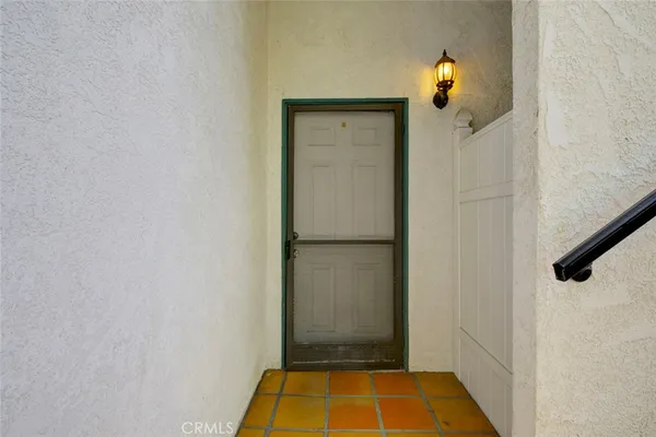 $1,199,000 | 6648 Gaviota Avenue, Lake Balboa, CA 91406