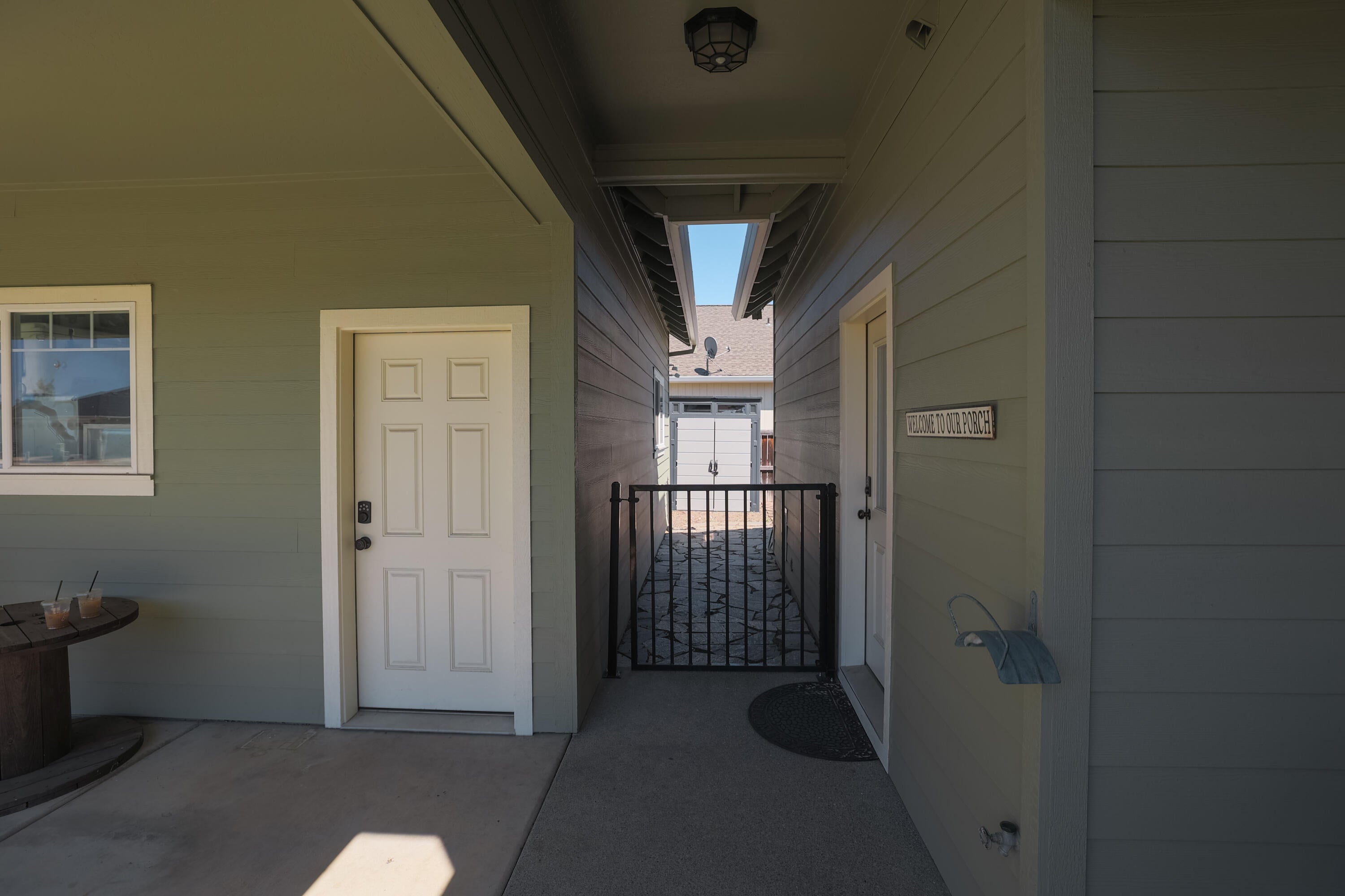 601 Barton Road Eagle Point, OR 97524 - Photo 13 of 34 569A0420