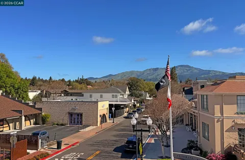 $1,198,000 | 111 West Prospect Avenue, Unit 205, Danville, CA 94526