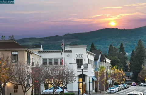 $1,198,000 | 111 West Prospect Avenue, Unit 205, Danville, CA 94526