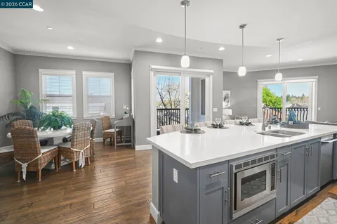 $1,198,000 | 111 West Prospect Avenue, Unit 205, Danville, CA 94526