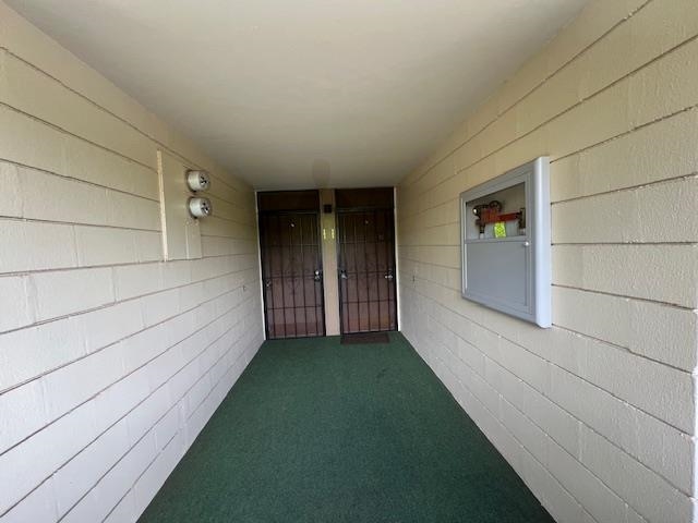 4471 Lower Honoapiilani Road, Unit 202 Lahaina, HI 96761 - Photo 16 of 24 a view of an empty room and window