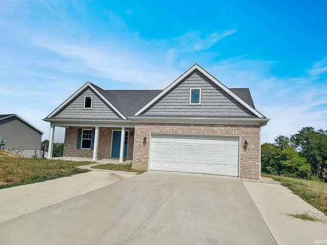 $399,900 | 6220 West Stalheim Avenue, Owensville, IN 47665