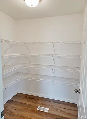 $399,900 | 6220 West Stalheim Avenue, Owensville, IN 47665