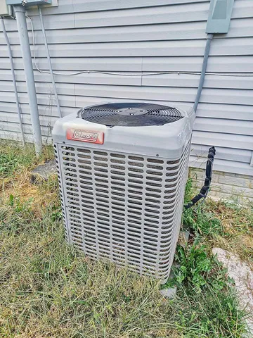 $399,900 | 6220 West Stalheim Avenue, Owensville, IN 47665