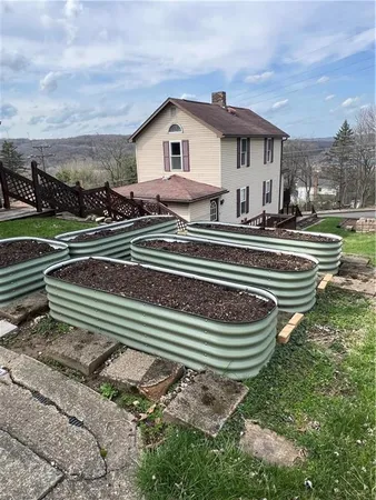 $139,900 | 121 South Northview Avenue, New Castle, PA 16102