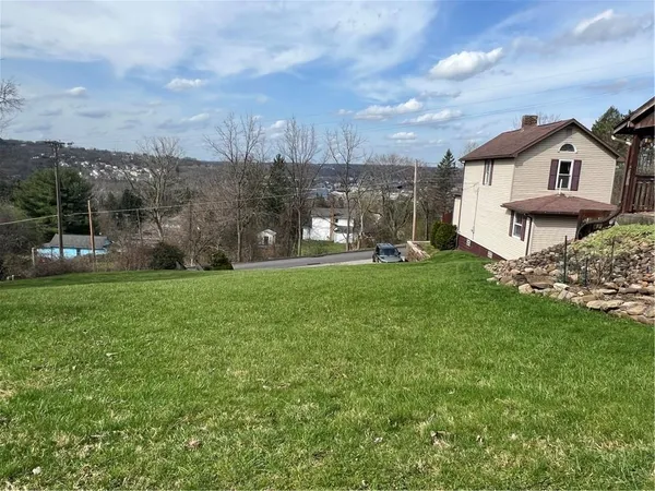 $139,900 | 121 South Northview Avenue, New Castle, PA 16102