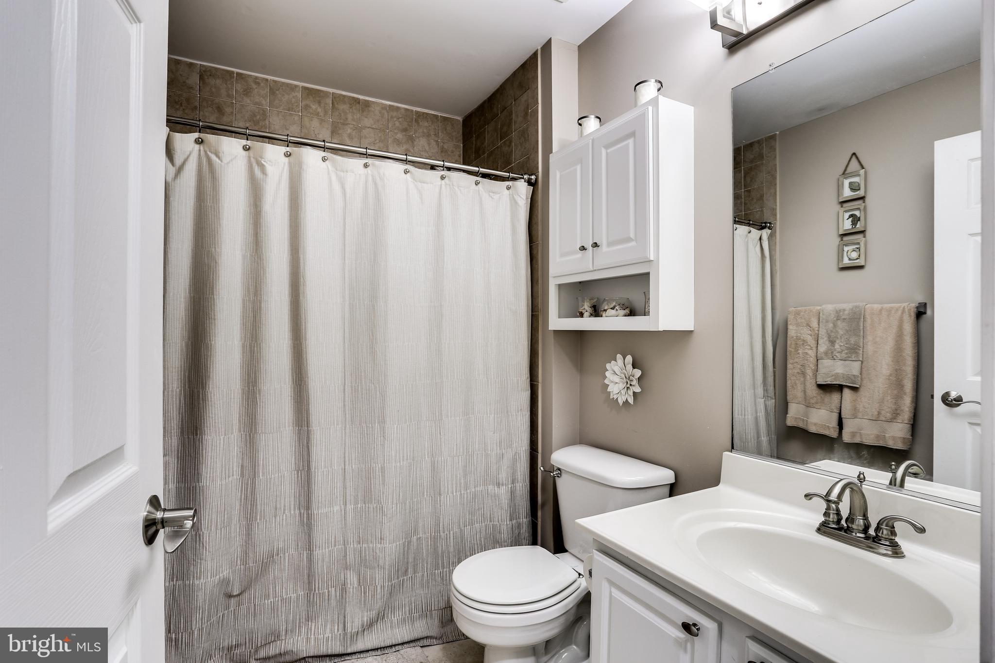 751 Shallow Ridge Court Abingdon, MD 21009 - Photo 24 of 33 Full Hall Bath