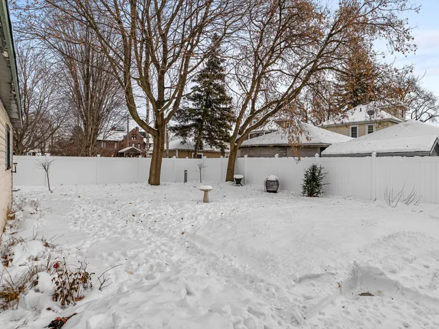 $439,900 | 711 North 10th Street, Manitowoc, WI 54220