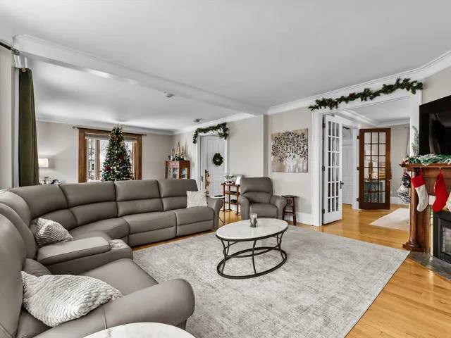 $439,900 | 711 North 10th Street, Manitowoc, WI 54220