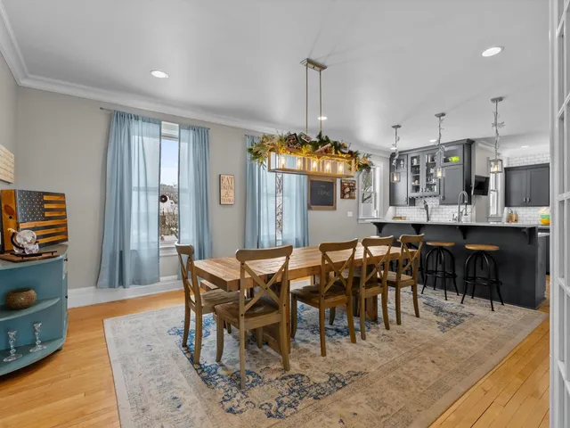 $439,900 | 711 North 10th Street, Manitowoc, WI 54220