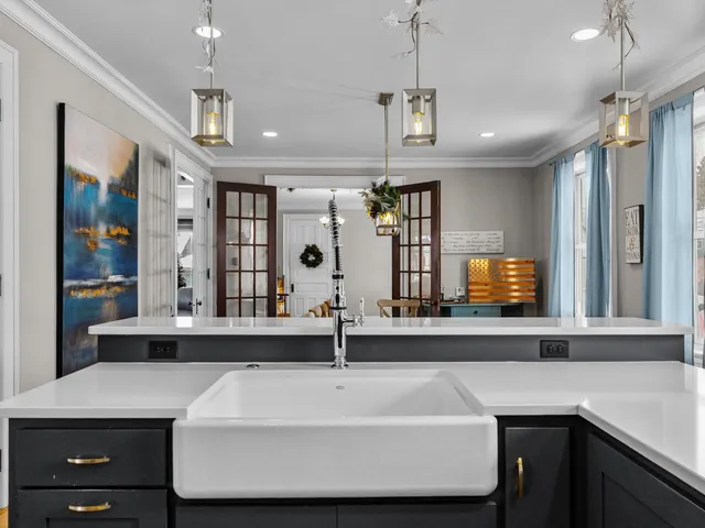 $439,900 | 711 North 10th Street, Manitowoc, WI 54220