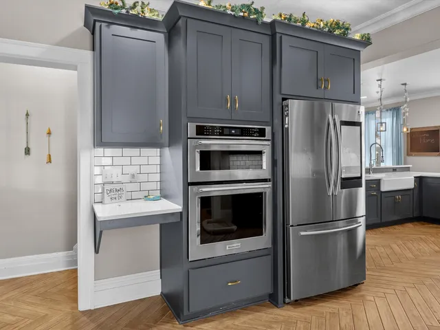 $439,900 | 711 North 10th Street, Manitowoc, WI 54220