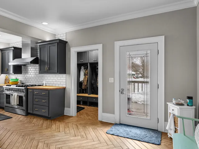 $439,900 | 711 North 10th Street, Manitowoc, WI 54220