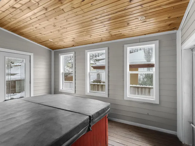 $439,900 | 711 North 10th Street, Manitowoc, WI 54220