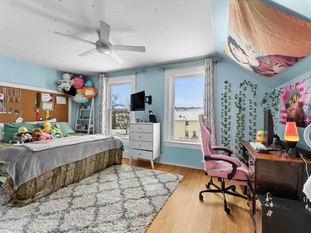 $439,900 | 711 North 10th Street, Manitowoc, WI 54220