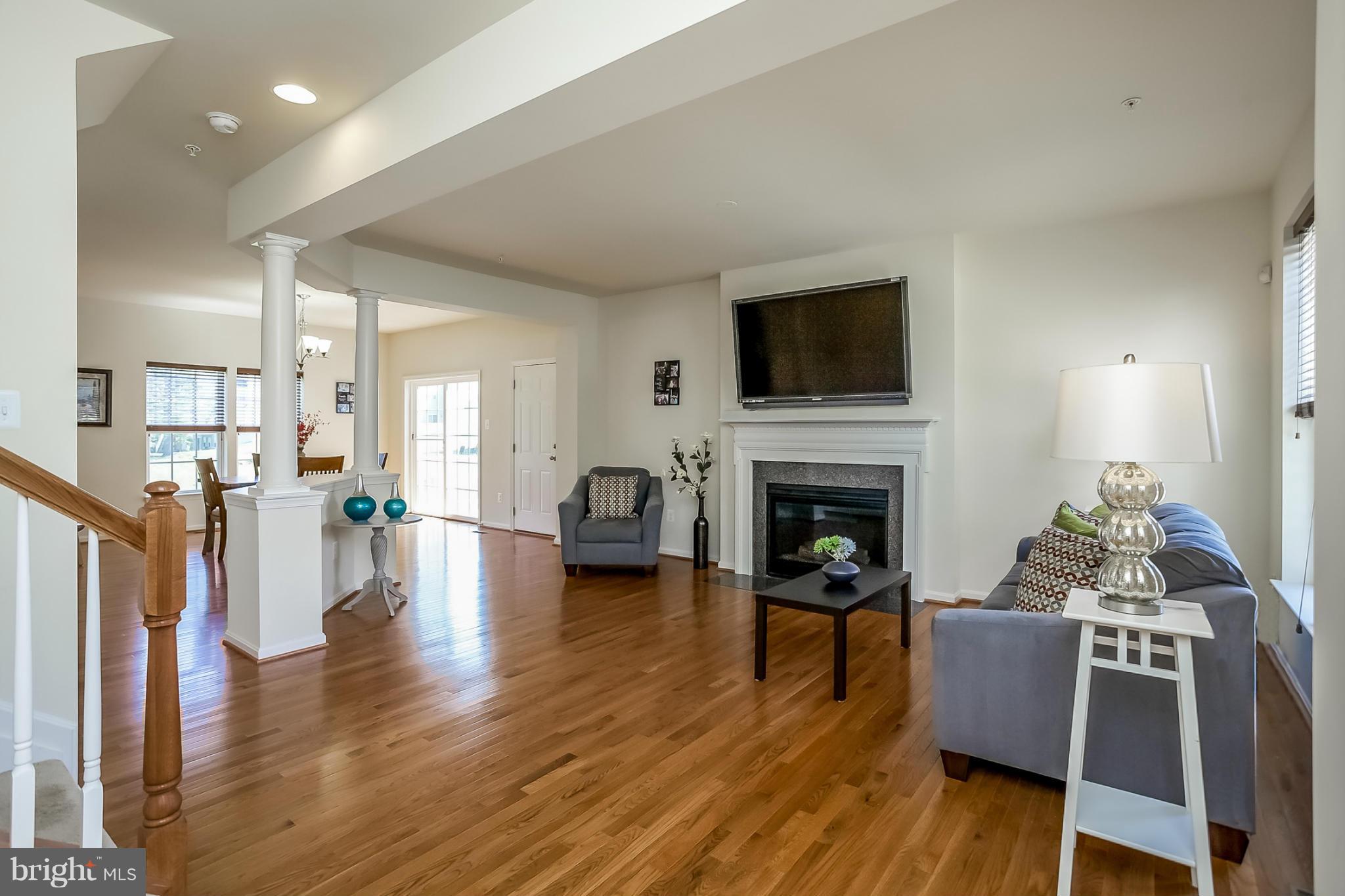 3000 Bender Ridge Court Baltimore, MD 21234 - Photo 2 of 28 Living Room
